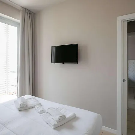 Benvenuto 3* كاوْرلي