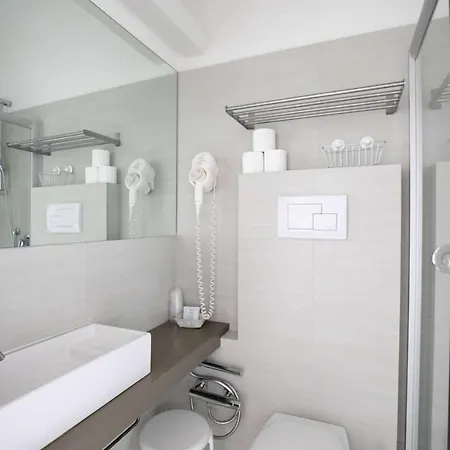 Hotel Benvenuto 3*