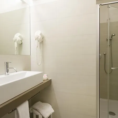 Отель Benvenuto